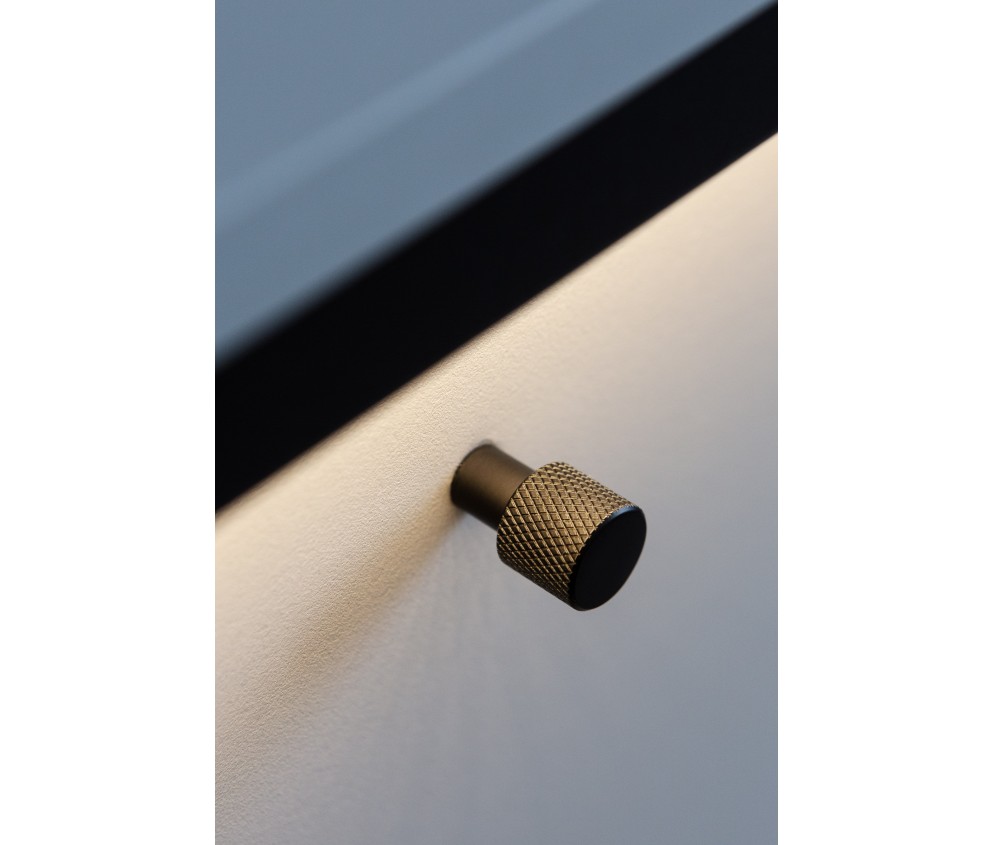 Komoda z oświetleniem GRIS GS-04